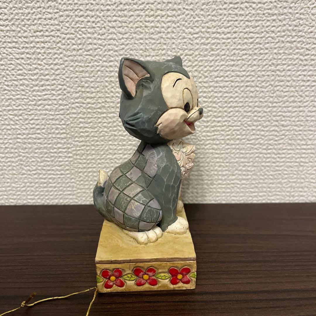 ディズニー トラディション　フィギュア　置き物　フィガロ　ピノキオ