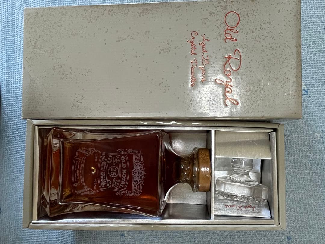 オールドロイヤル　スコッチウイスキー　25年750ml