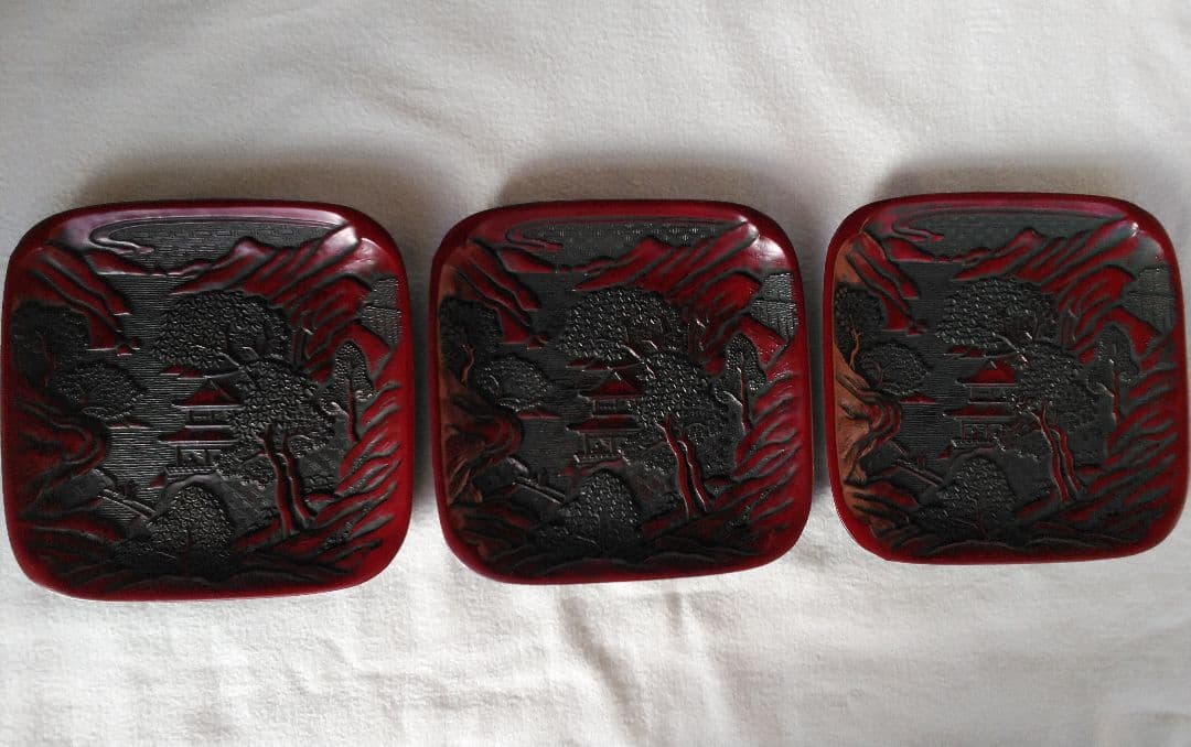 本漆塗り 堆朱日光彫り【昭和天皇へ作品献上者の作品】堆朱・銘々皿・茶托