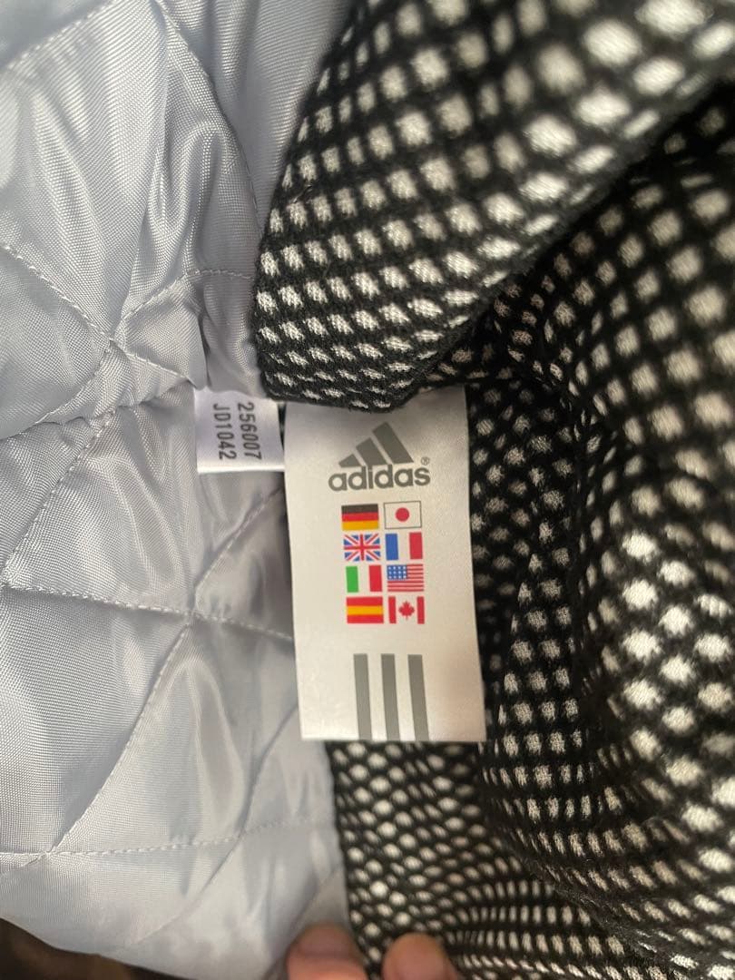 日本代表ベンチコート　新品タグ付き