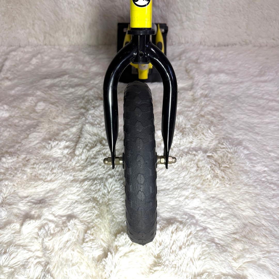 STRIDER ストライダー　バランスバイク イエロー　黄色　美品