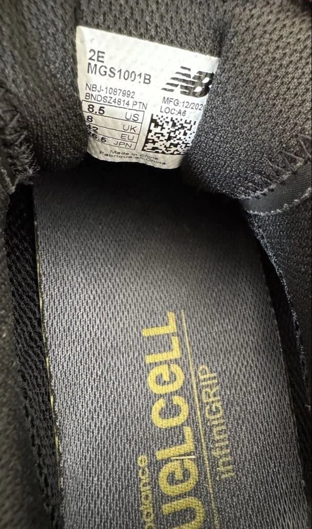 new balance BOA スパイクレスゴルフシューズ グレー/黒26.5