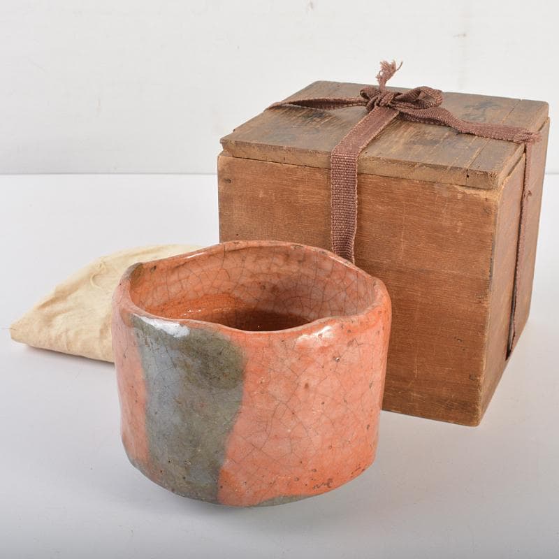 茶道具　楽吉左衛門　赤筒楽茶碗　共箱　M　R7086