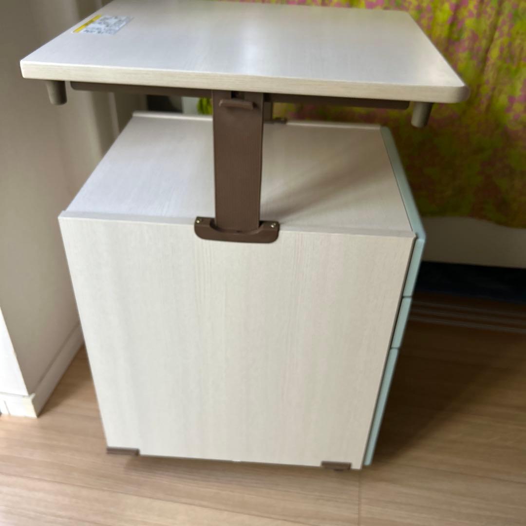 美品　勉強机のサイドワゴン　高さ調整可能　シックな色
