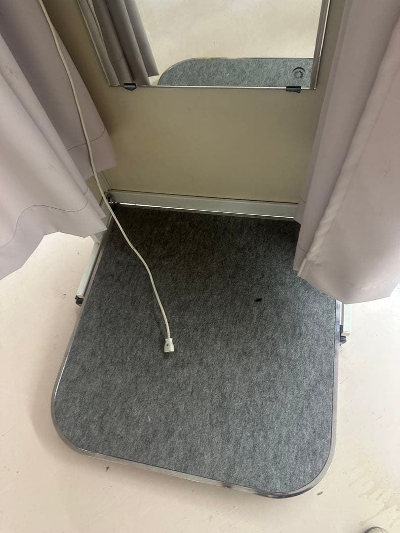 店舗用 試着室 フィッティングルーム キャスター付きカーテン式 閉店処分 業務用