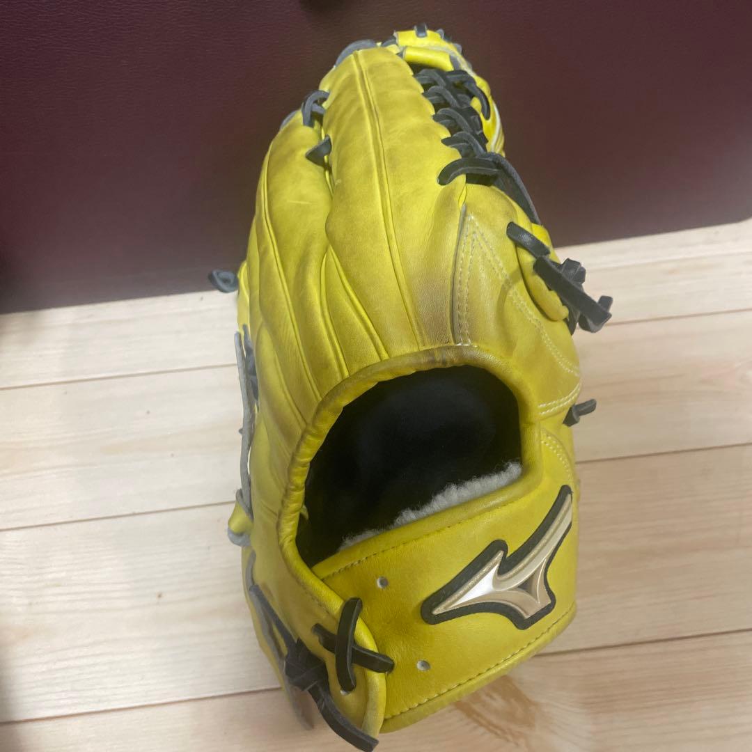 ま*ん様 ミズノグローバルエリートオーダー軟式　外野用