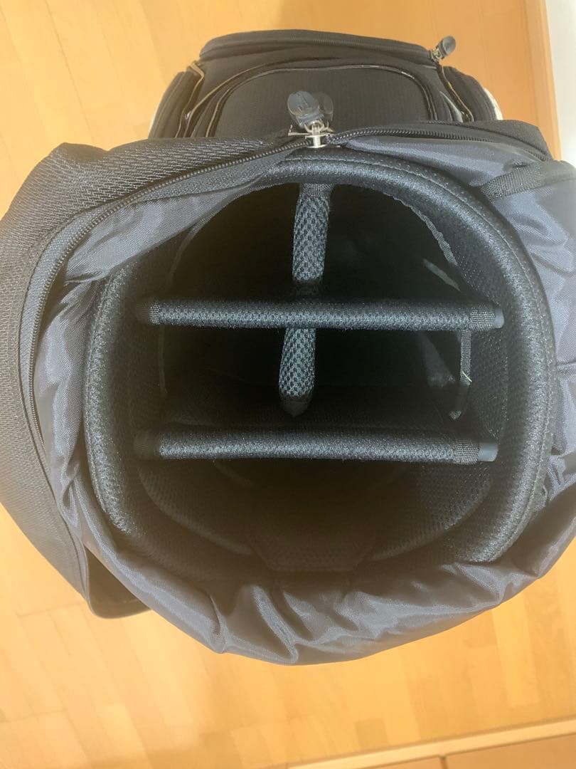 Titleist キャディバッグ 黒/白 ロゴ入り