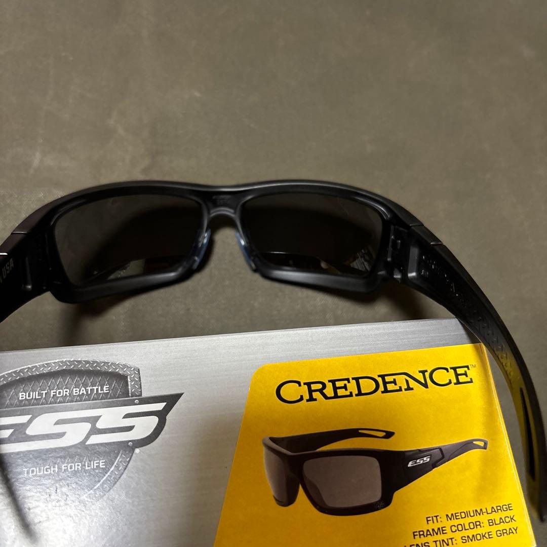 ESS CREDENCE クリーデンス