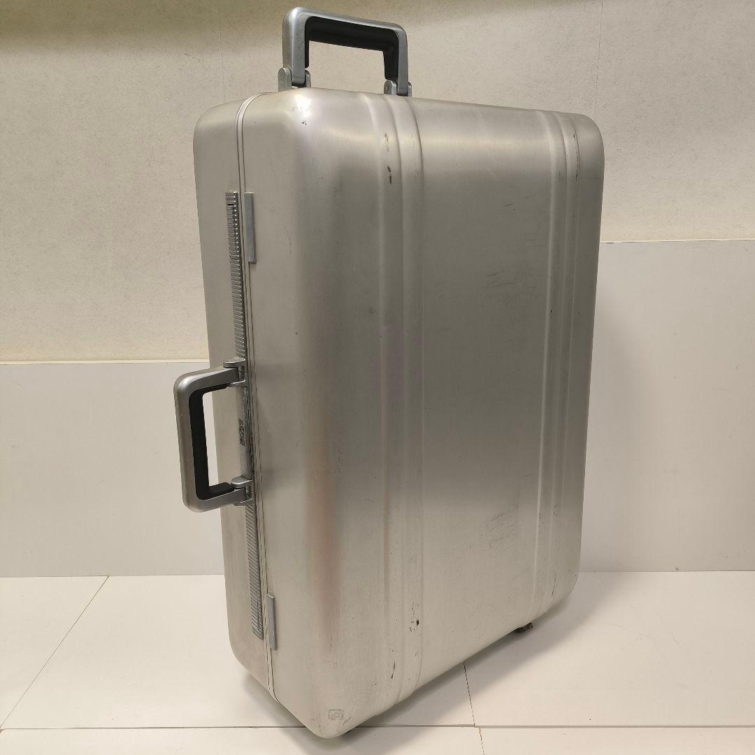 ゼロハリバートン　4S-WSI 72.5cmX50cmX25cm