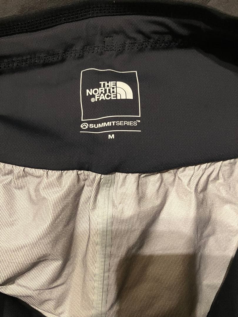 ノースフェイス 防水仕様エンデュリストレイルショーツ（メンズM）