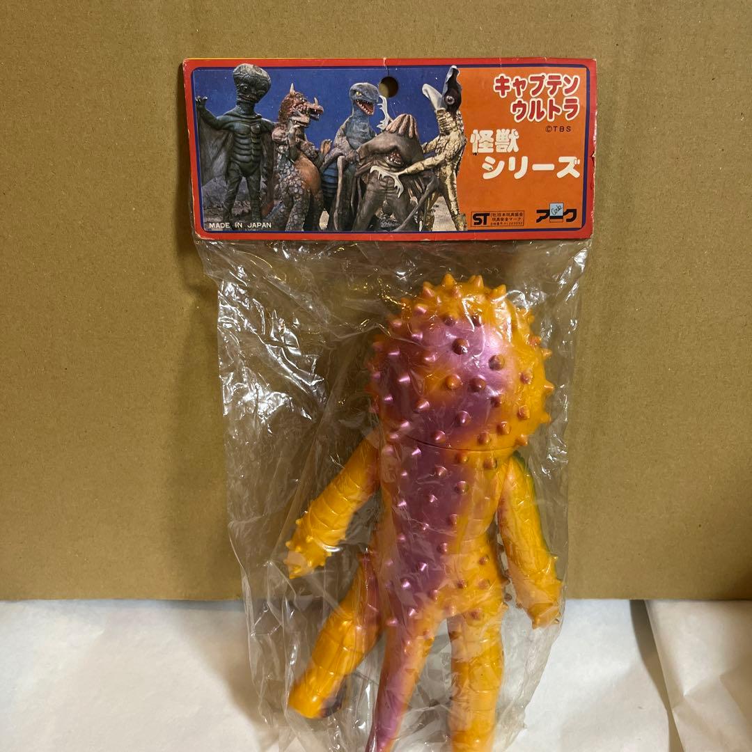 ⚠️未開封　シルバー仮面　フンドー星人　アーク　怪獣シリーズ　スタンダードサイズ