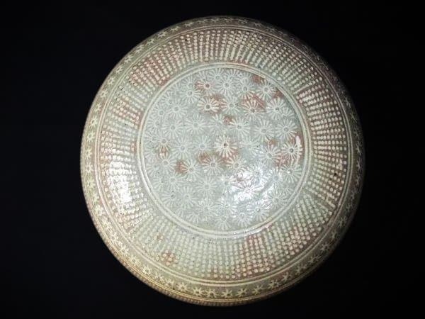 高麗磁器 国家無形文化財「金璟植」花三島 喰篭 牛滴