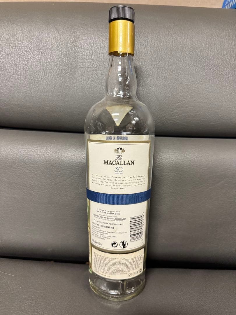 マッカラン30年　空瓶のみ