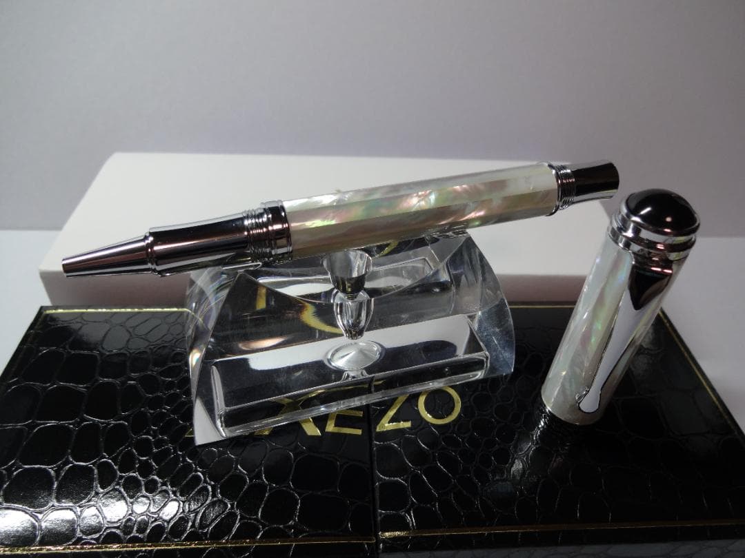 Xezo Maestro　ローラーボールペン　オーシャンホワイト【限定版】