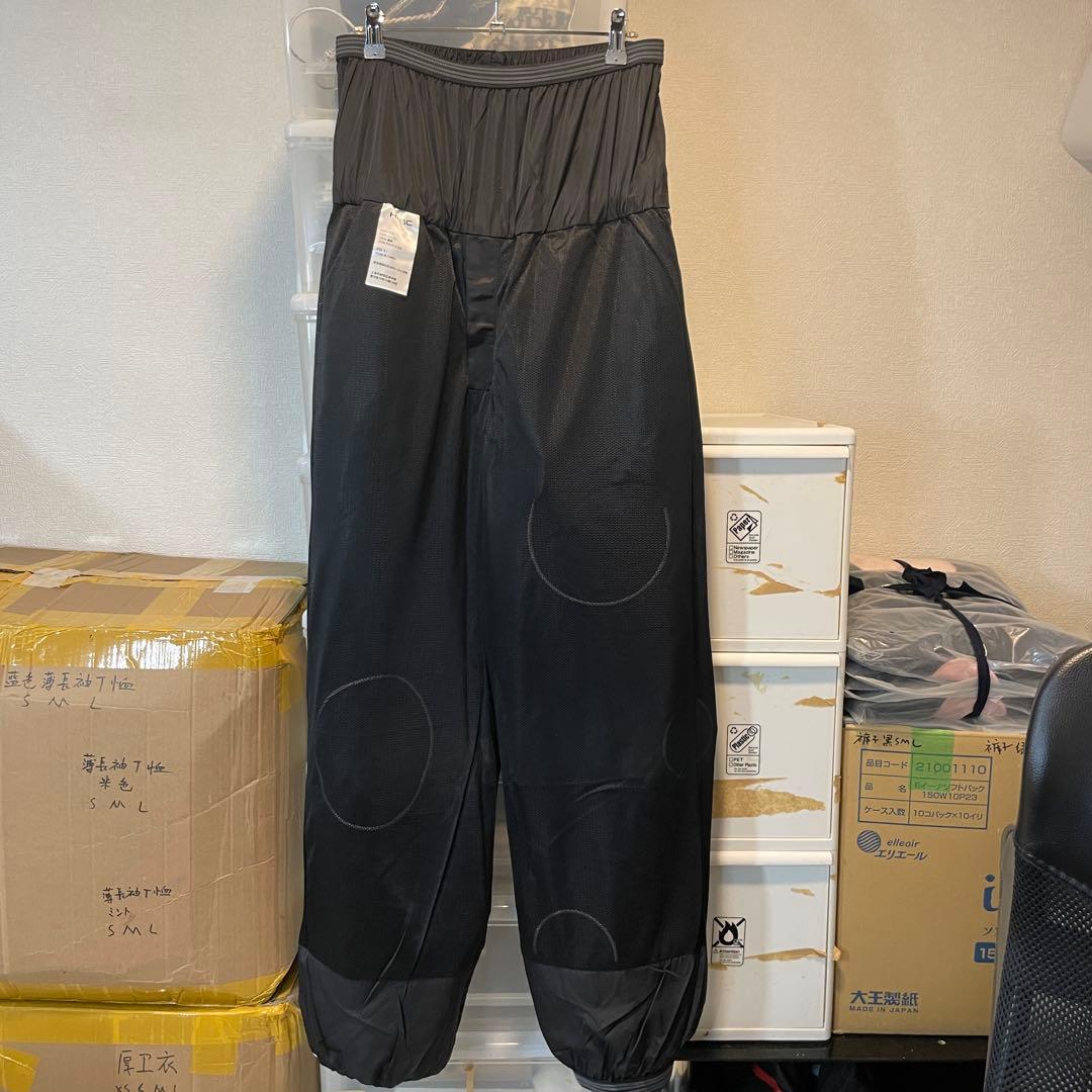 新品未使用 ベルベット調 ドット柄 スキーパンツ S 男女兼用 日常使用可