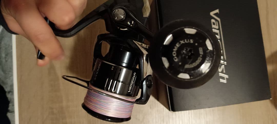 Shimano19 Vanquish4000mhg スピニングリール