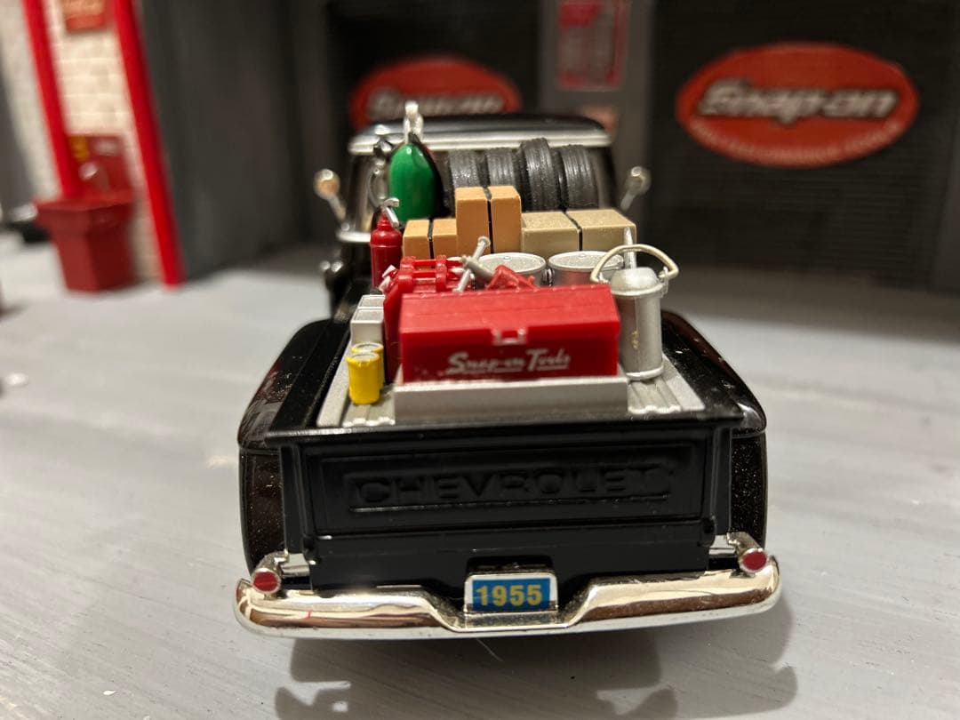 電動リフト　1/24、スナップオントラック、 ディスプレイはおまけ