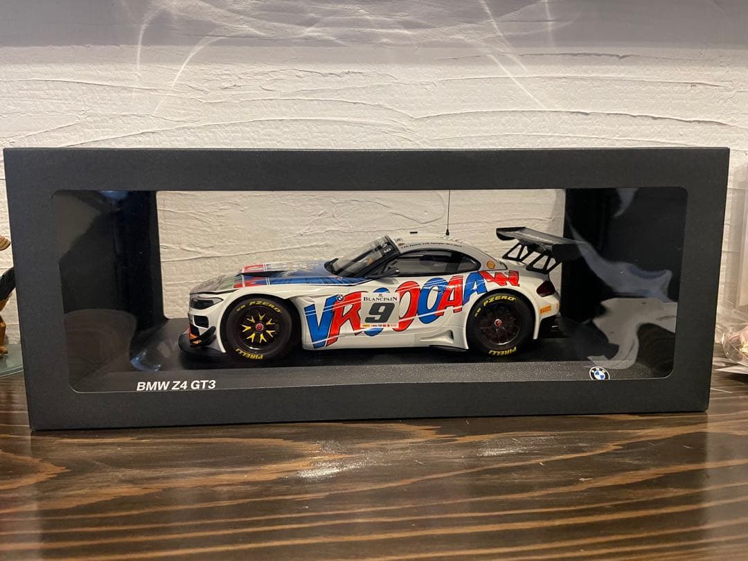 レア  Z4 GT3 (E89) ミニカー 1/18