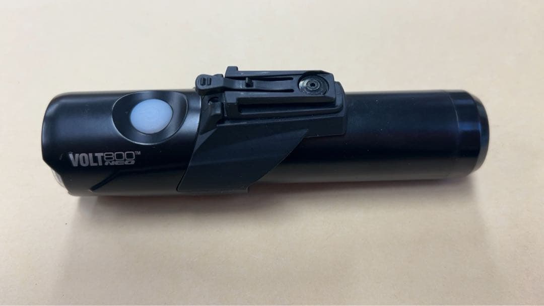 キャットアイ VOLT800 NEO