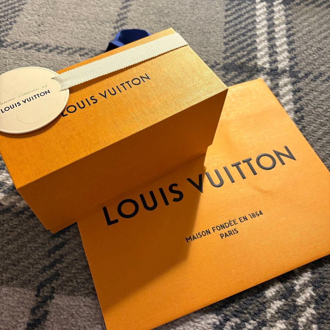 ルイヴィトン チョコ 限定 バレンタイン チョコレート ツリー たけのこの里