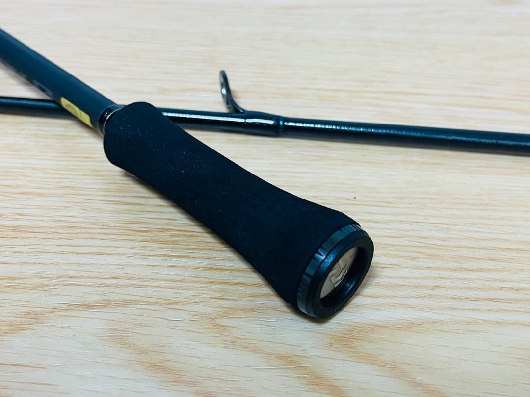 エメラルダス ストイスト ST 74MMH-SMT 24年追加モデル