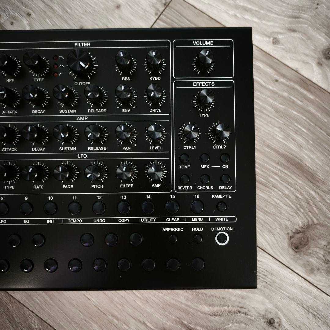 Roland ローランド/SH-4d デスクトップ・シンセサイザー