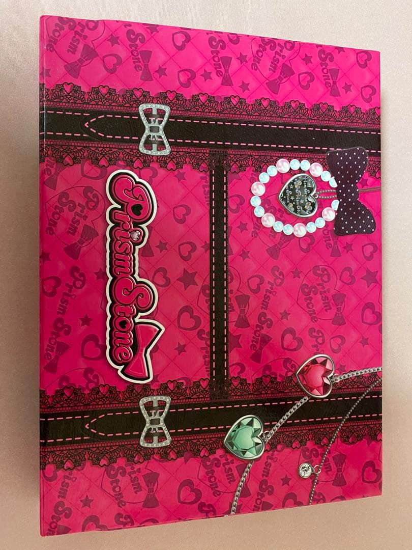 Prism Stone ハートデザイン収納ボックスとプリズムストーン・チャーム類