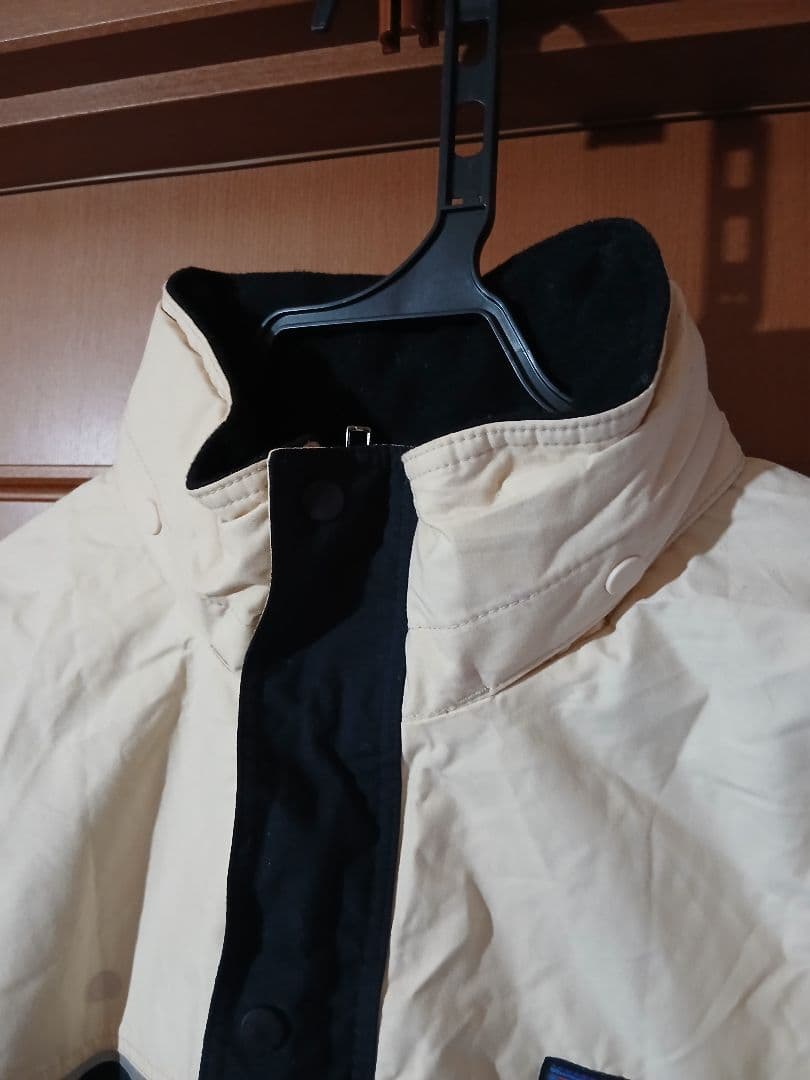 【パタゴニア/着用1回】フード有り　スノーウエア　ジャケット　レディース　キッズ