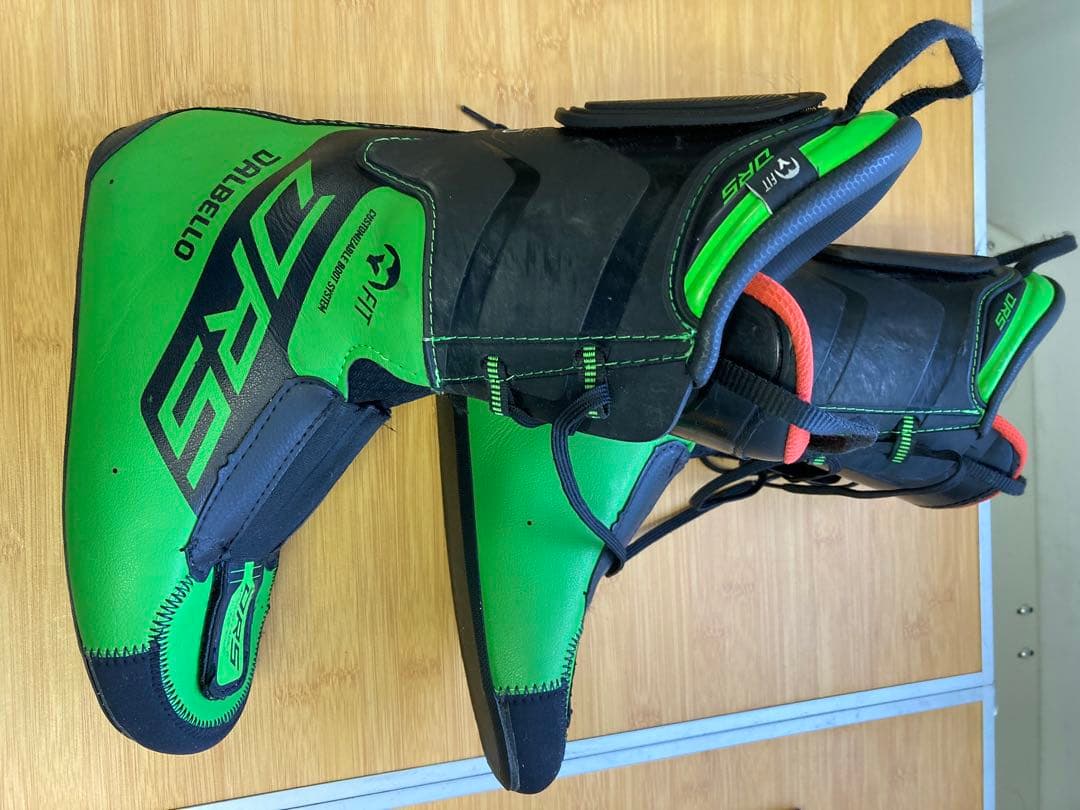 ダルベロスキー靴 ホワイト/グリーン