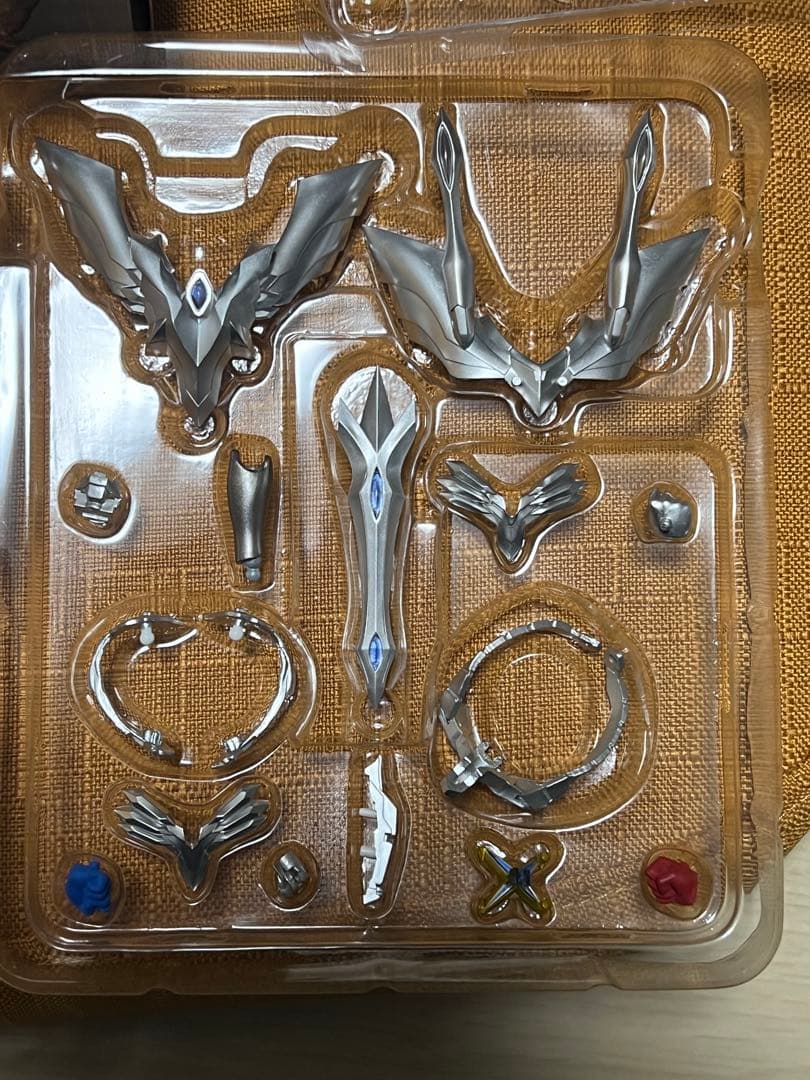 ハ*ミ様 SHFiguarts ウルティメイトシャイニングウルトラマンゼロ