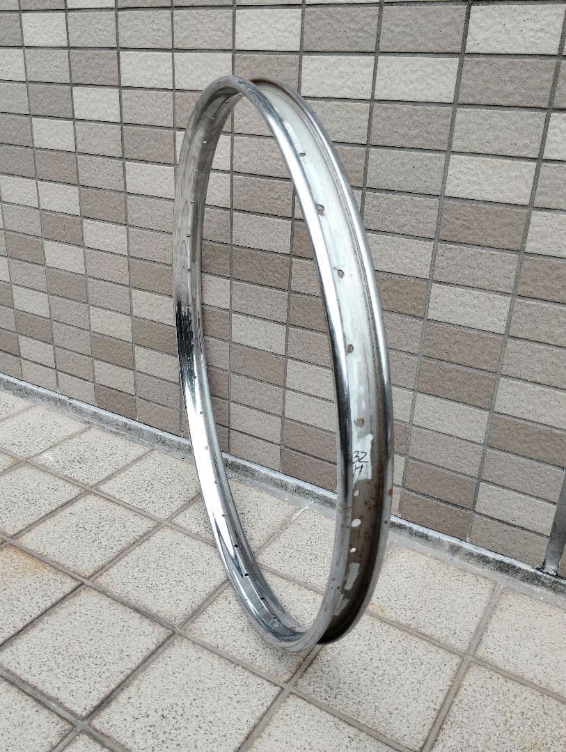 稀少新品 ウカイ26 1 3/4BE 32穴 鉄リム 重量運搬車の前輪に