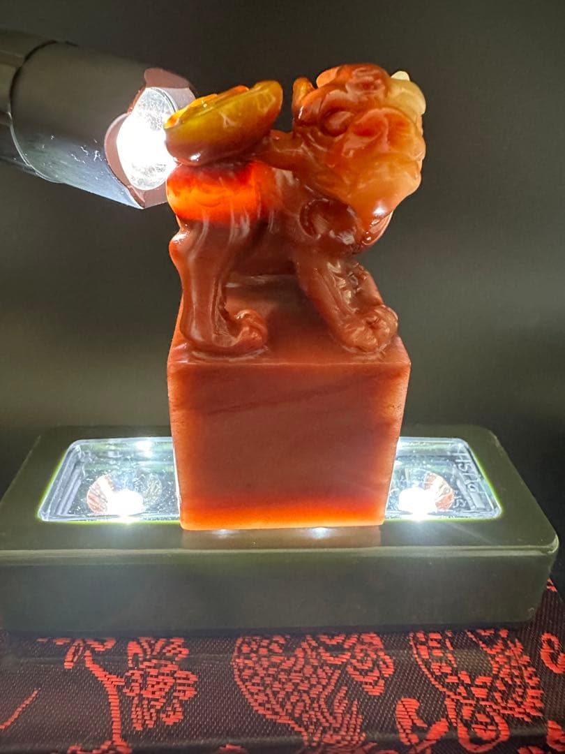 35寿山石　印材　 瑞獣献芝　紅石　大印面　篆刻　落款　雅号　書道　箱付き