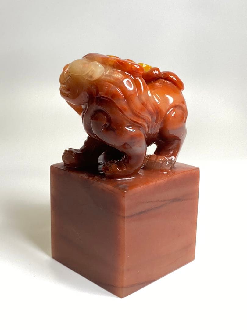 35寿山石　印材　 瑞獣献芝　紅石　大印面　篆刻　落款　雅号　書道　箱付き