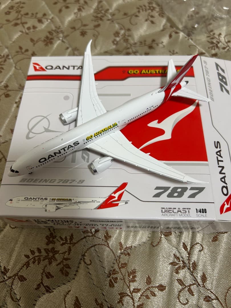 航空機・ヘリコプター QANTAS Boeing 787-9 1/400