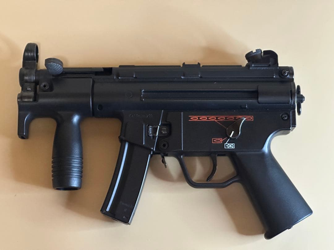 【秋風セール/美品】MP5 Kurz 電動ガン セミオート・フルオート