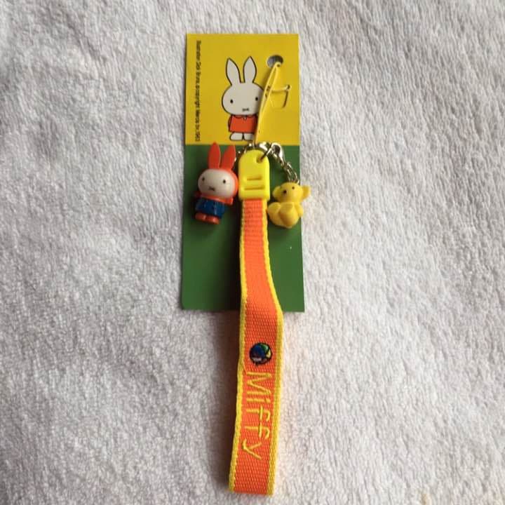 ミッフィー ストラップ