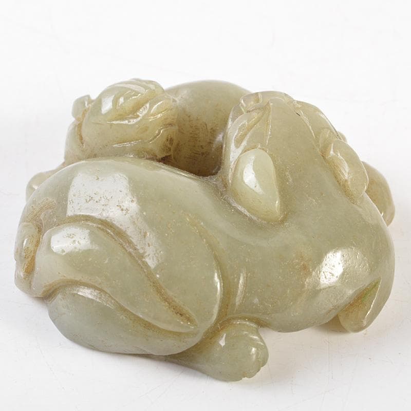 中国　玉石彫刻　神獣刻　根付　紙鎮　置物　C 7664E