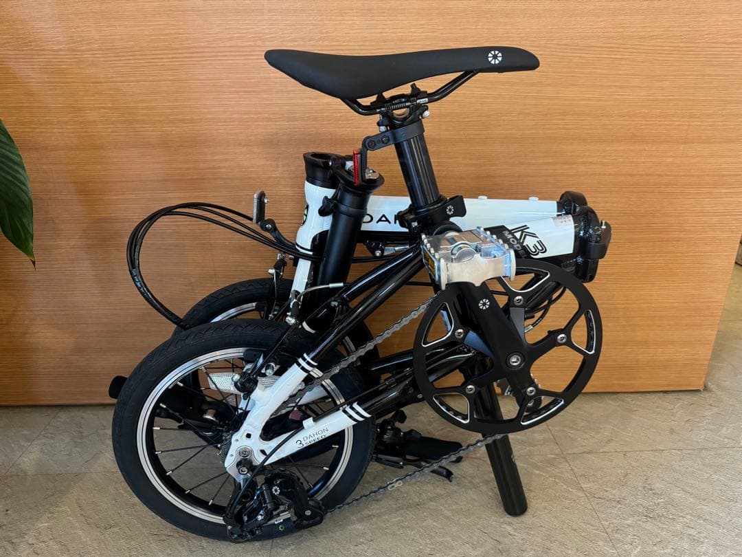 DAHON 折りたたみ自転車 ホワイト/ブラック