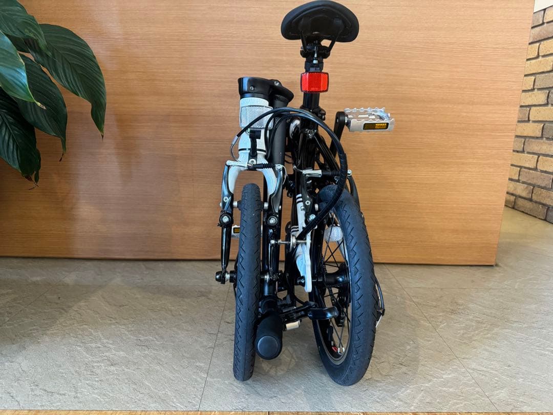 DAHON 折りたたみ自転車 ホワイト/ブラック