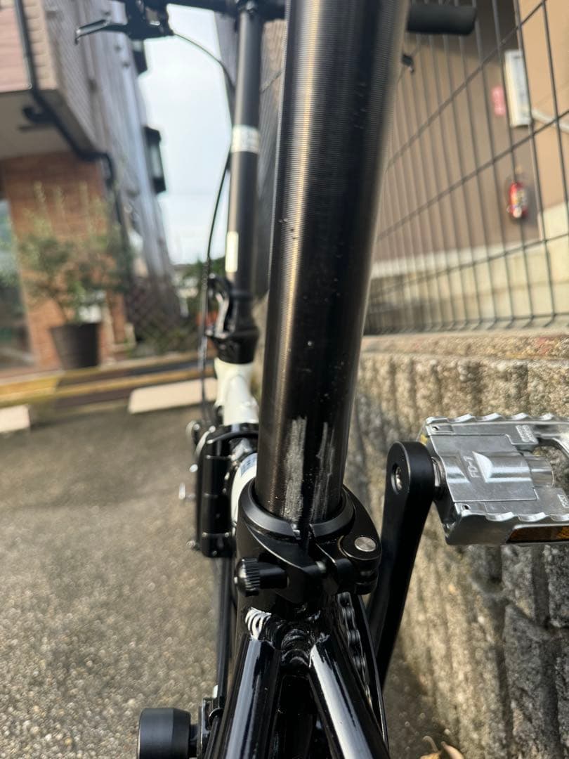 DAHON 折りたたみ自転車 ホワイト/ブラック