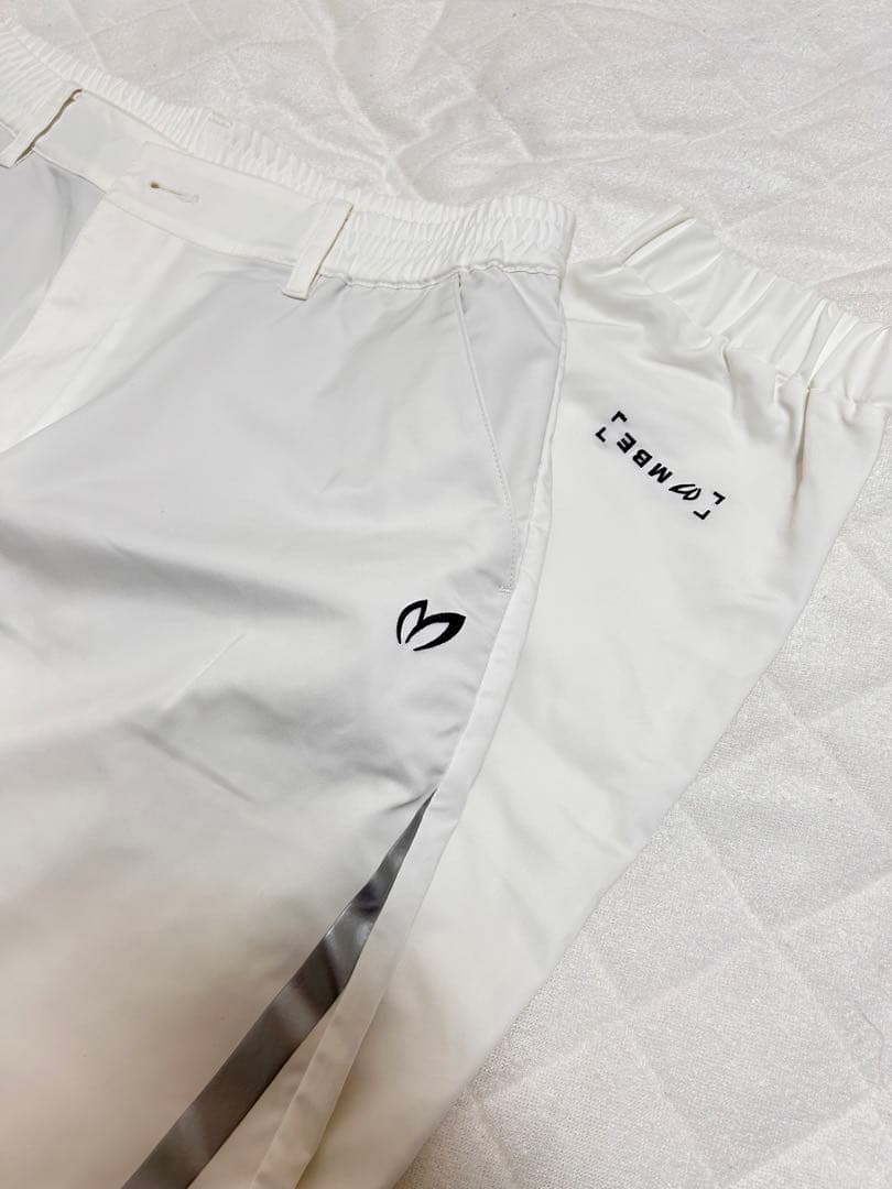 マスターバニー　ポロシャツとパンツセットウェア