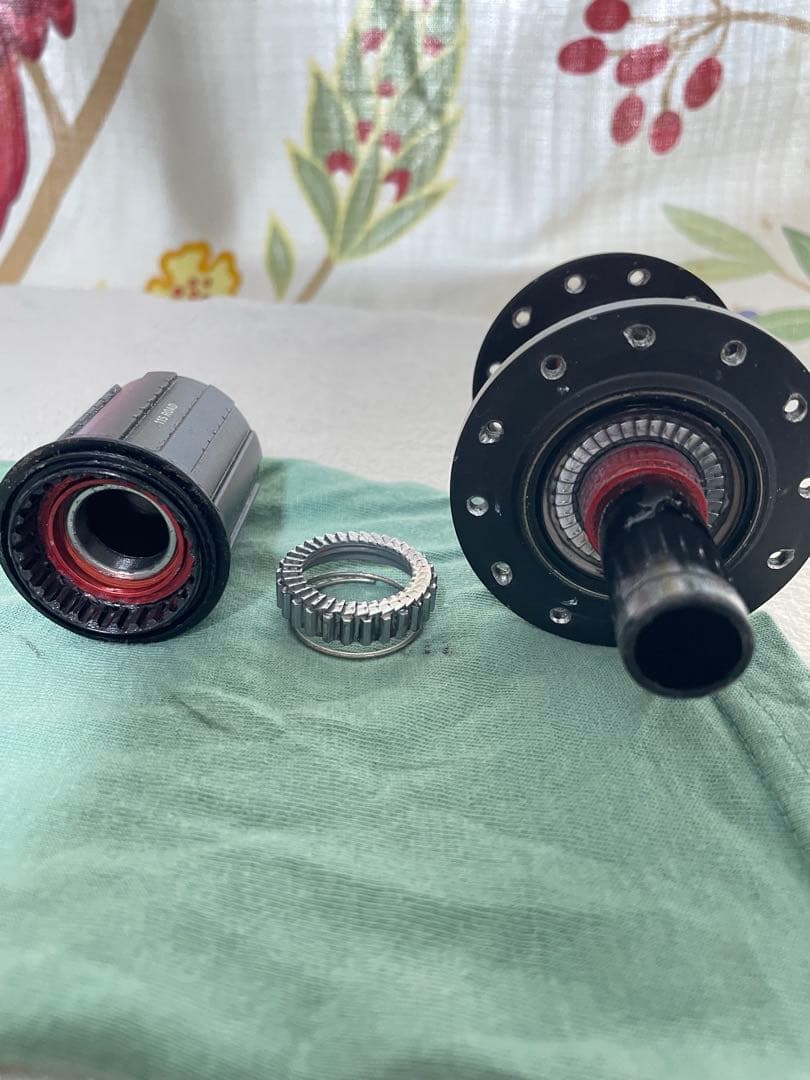 DT SWISS 240 EXP リア 130mm Q/R シマノ11S 24H