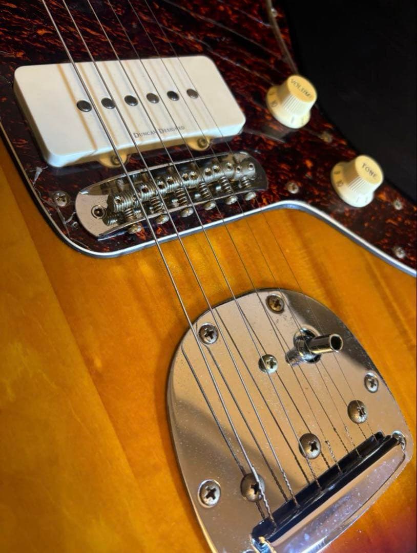 Squier by fenderジャズマスター Vin Modi 【新品】