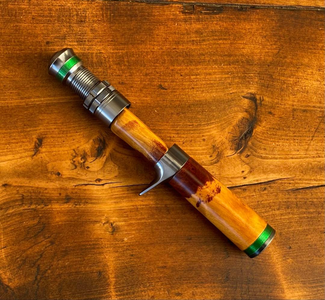 トラウトロッド　長さ調節できるロッド　ウッドグリップ　ベイトロッド　パックロッド