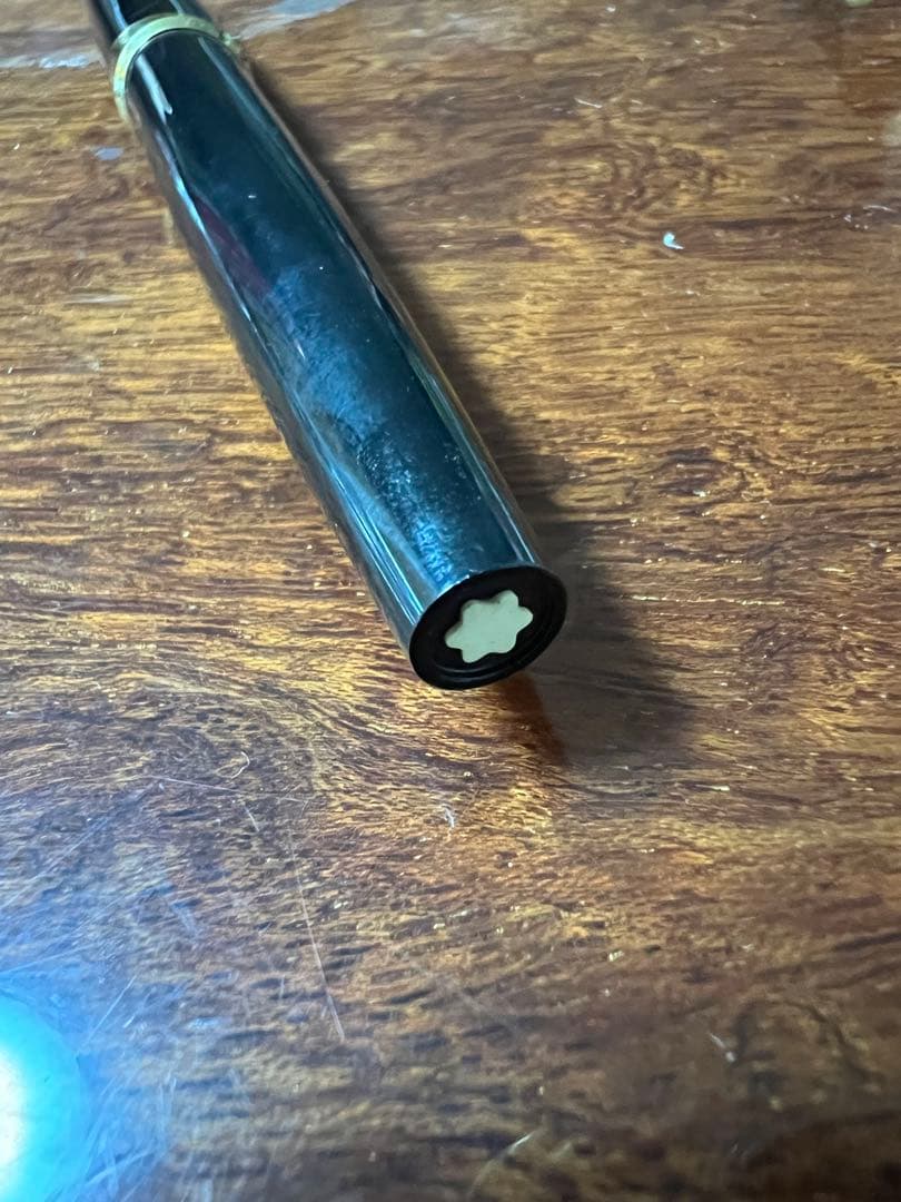 モンブラン 万年筆 黒 750ゴールド美品
