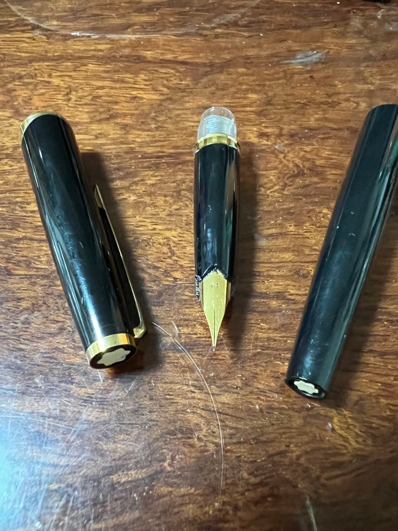 モンブラン 万年筆 黒 750ゴールド美品