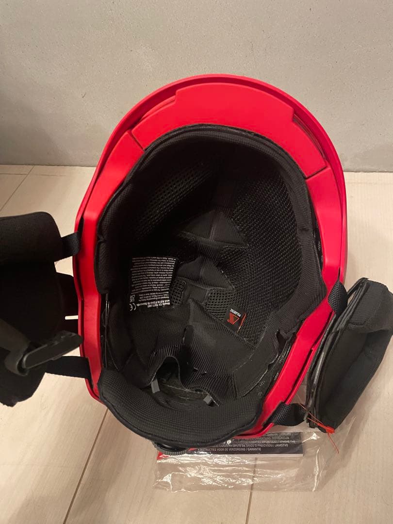 OAKLEYオークリー　ヘルメット MOD5 LINE M レッド