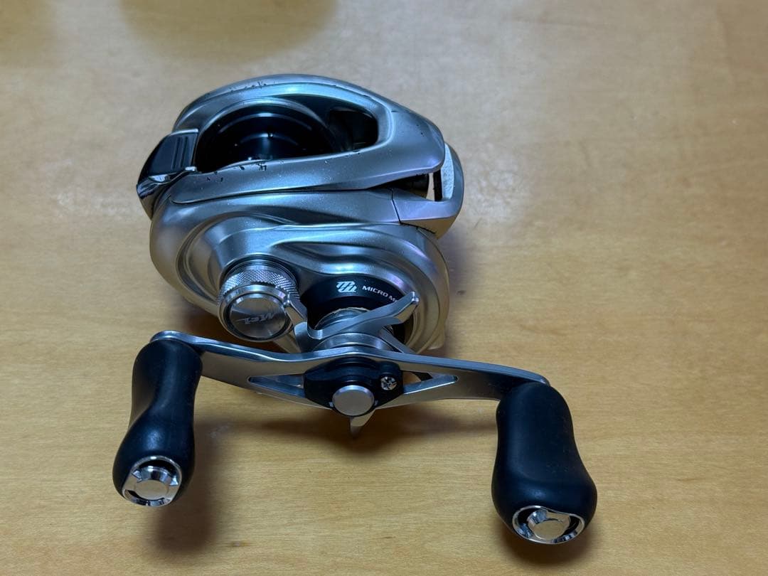 16メタニウムHG 右巻き