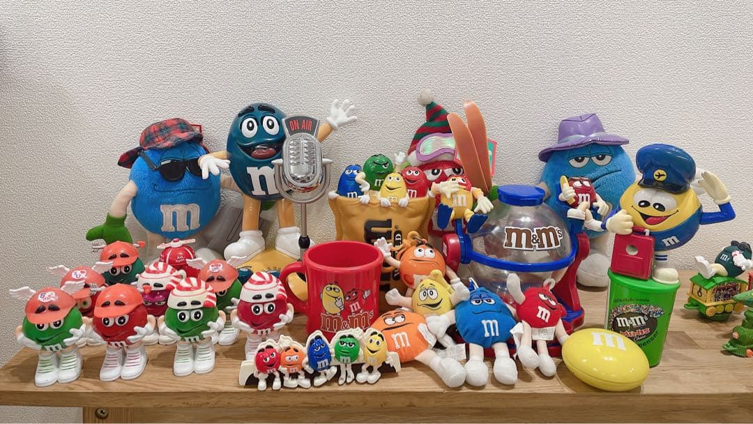 m&m's エムアンドエムズ　ディスペンサー・フィギュア・ラジオ　希少品