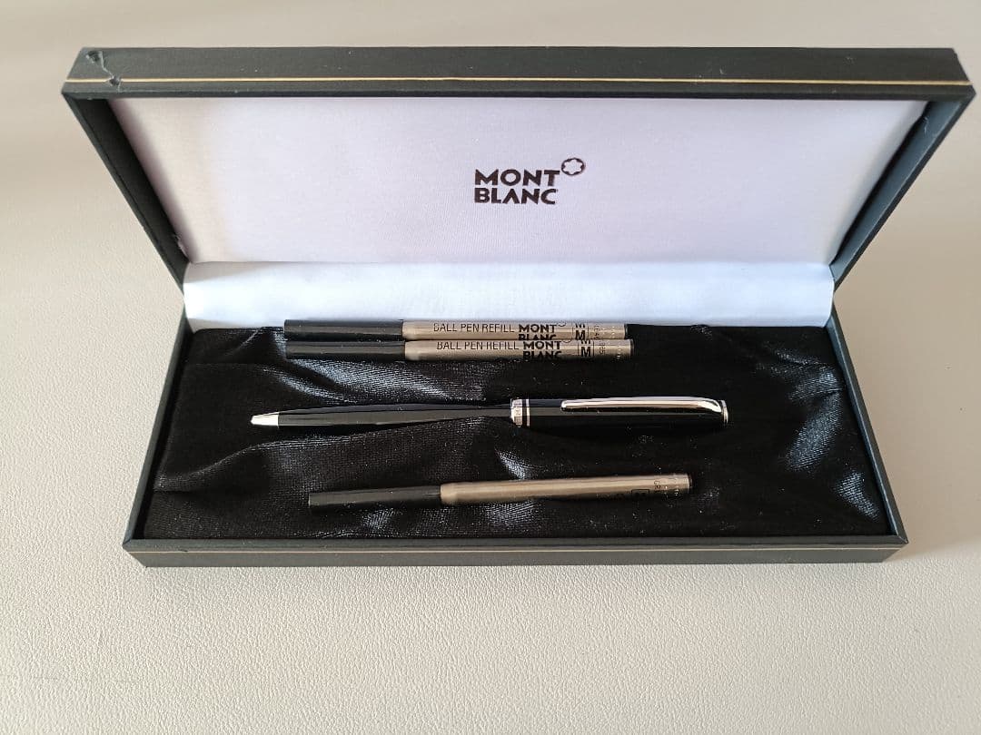 Montblanc Generation 黒　替芯3本入り